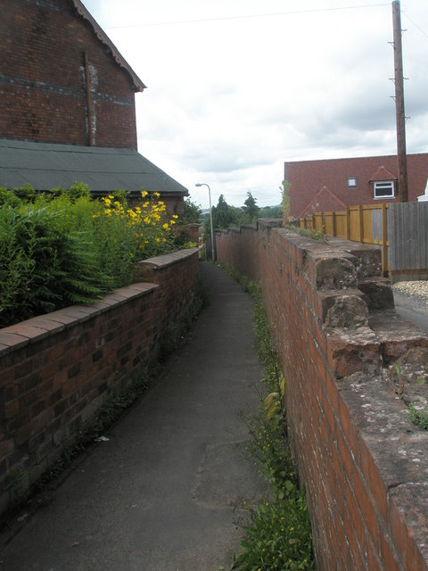 A local photograph of Ludlow, sourced from Wikimedia Commons.